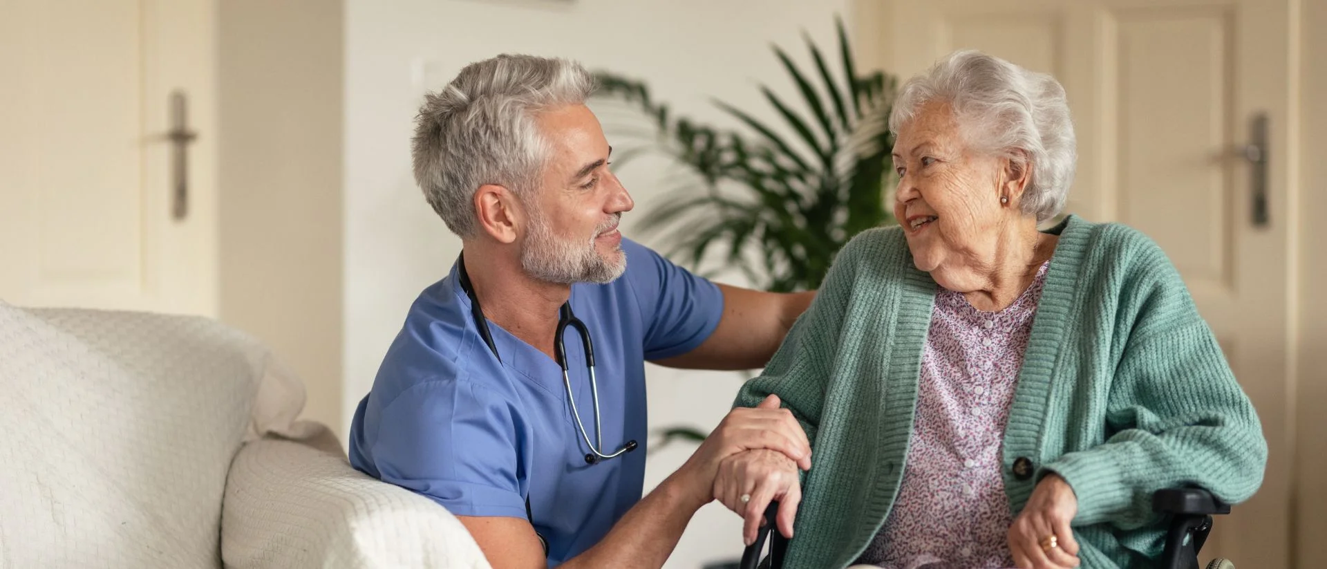 Unsere Pflegeleistungen sind klar erklärt und flexibel kombinierbar.